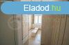 Elad 600 m2 ipari, keresk. plet, Sziksz
