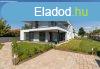Luxus laks privt stranddal a Balatonnl - Szntd