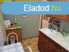 Elad 55 nm-es Kzepes llapot Panellaks Nyregyhza