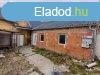 Szombathely belvrosban pts alatt lv 80 m2 es hzrsz 