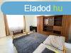 Kiad Paks vrosi rszn fldszinti 40 nm-es laks.