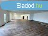 Kiad 150m2-es Iroda egyb, Gdll