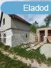 Elad 102 nm-es dl, nyaral Pcsely