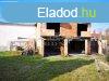 Elad zlethelyisg Rckeve, 	F t mellett