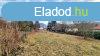 Elad telek Csobnka, 	Hunor utca