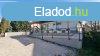Elad zlethelyisg Szkesfehrvr, 	Budai t