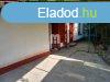 Elad 70 nm-es Kzepes llapot Htvgi hz Szabadbattyn