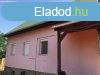 Elad 67 nm-es Csaldi hz Dlegyhza
