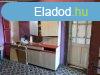 Elad feljtand csaldi hz Igalban, egyenes nagy telekkel
