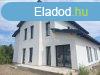 Elad ikerhz Velence, 	j pts laks