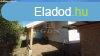 Elad csaldi hz Erdkertes, 	j pts csaldi hz