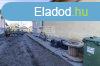 Elad csaldi hz Tura, 	Arany Jnos utca krnyke