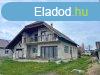 Elad csaldi hz Vcrtt, 	Csendes rszn