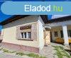 Elad csaldi hz Tkl, 	Kzpont