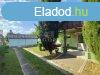 Elad csaldi hz Plmonostora, 	Plmonostora
