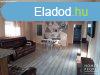 Elad feljtott csaldi hz Makn!