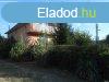 Hajdsmsonban, 82 m2-es, 3 szobs, csaldi hz, 32 m2-es k