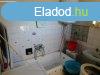 Rendes udvar, csendes utca, lakhz! - Kard