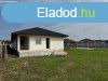 Elad 112 nm-es j pts Ikerhz Szigetcsp Csaldi hzas 