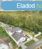 Elad 310 nm-es j pts Csaldi hz Hdervr