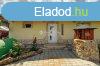 Elad Hz, Mende