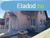Elad 251m2-es Csaldi hz, Gdll