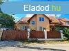 Kt klnll lakssal -elad CSALDI HZ BALATONFREDEN - B