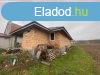 j pts csaldi hz Ltrnyban elad!