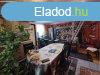 J llapot Csaldi hz elad a Tnde utca kzelben!