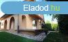 Feljtott csaldi hz Vonyarcvashegyen elad