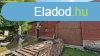 Elad 200 nm-es Feljtott Csaldi hz Bodolyabr
