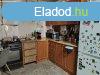 Elad 72 nm-es Feljtand Csaldi hz Bsznfa