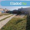 Szarvason csaldi hz elad!