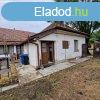 Szarvason csaldi hz elad! 