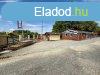 Kaposvrtl pr kilomterre a 610-s ft mellett elad egy, 