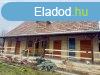 Elad feljtott csaldi hz dndon!