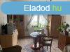 Elad feljtott csaldi hz dndon!