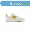 Ni cipk New Balance 100 Fehr MOST 58301 HELYETT 40884 Ft-