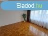 Elad 66 nm-es Feljtott Tglalaks Pcs Belvros 