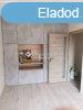 Elad laks, Kecskemt