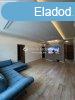Elad nagyon ignyes laks, Kecskemt belvrosban