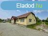 Elad 700m2-es Telephely, Aszd