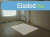 Elad 58 nm-es Feljtott Csaldi hz Ktaj