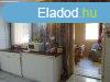 Elad 60 nm-es Csaldi hz Dlegyhza