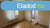 Elad 52 nm-es Feljtott Tglalaks Pcs Urnvros 