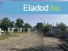 Kiad 400m2-es Raktr, Gdll