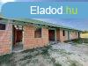Elad 87m2-es Ikerhz, Tura