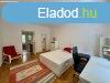 Kiad 74 nm-es Feljtott Tglalaks Pcs Egyetemvros 