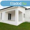 Elad 120 nm-es j pts Csaldi hz Hajdsmson
