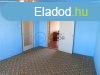 Istvn ton, 84 m2-es, 4 szobs, tkezkonyhs laks elad -